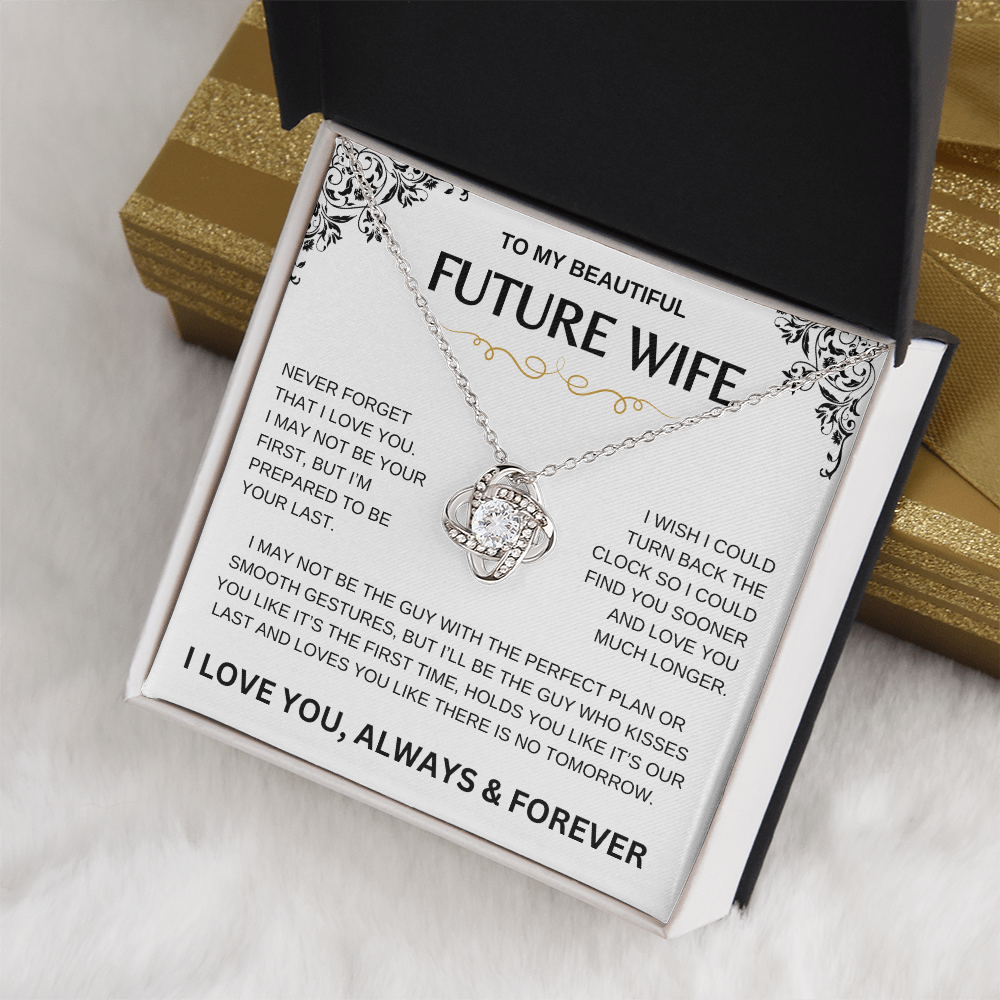 Future Wife | Love Knots Necklace | Corner Flower